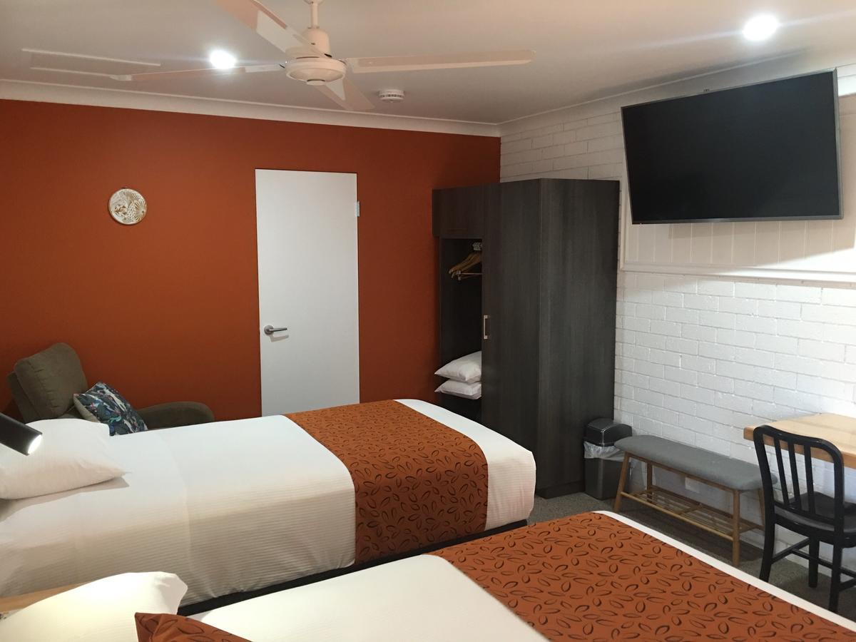 Gin Gin Village Motor Inn Motel Qld Eksteriør billede