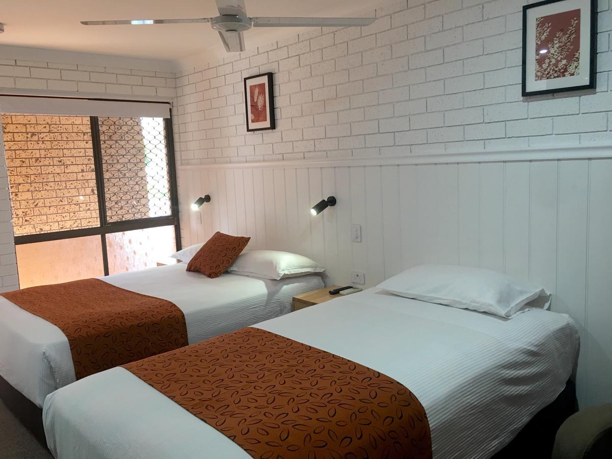 Gin Gin Village Motor Inn Motel Qld Eksteriør billede