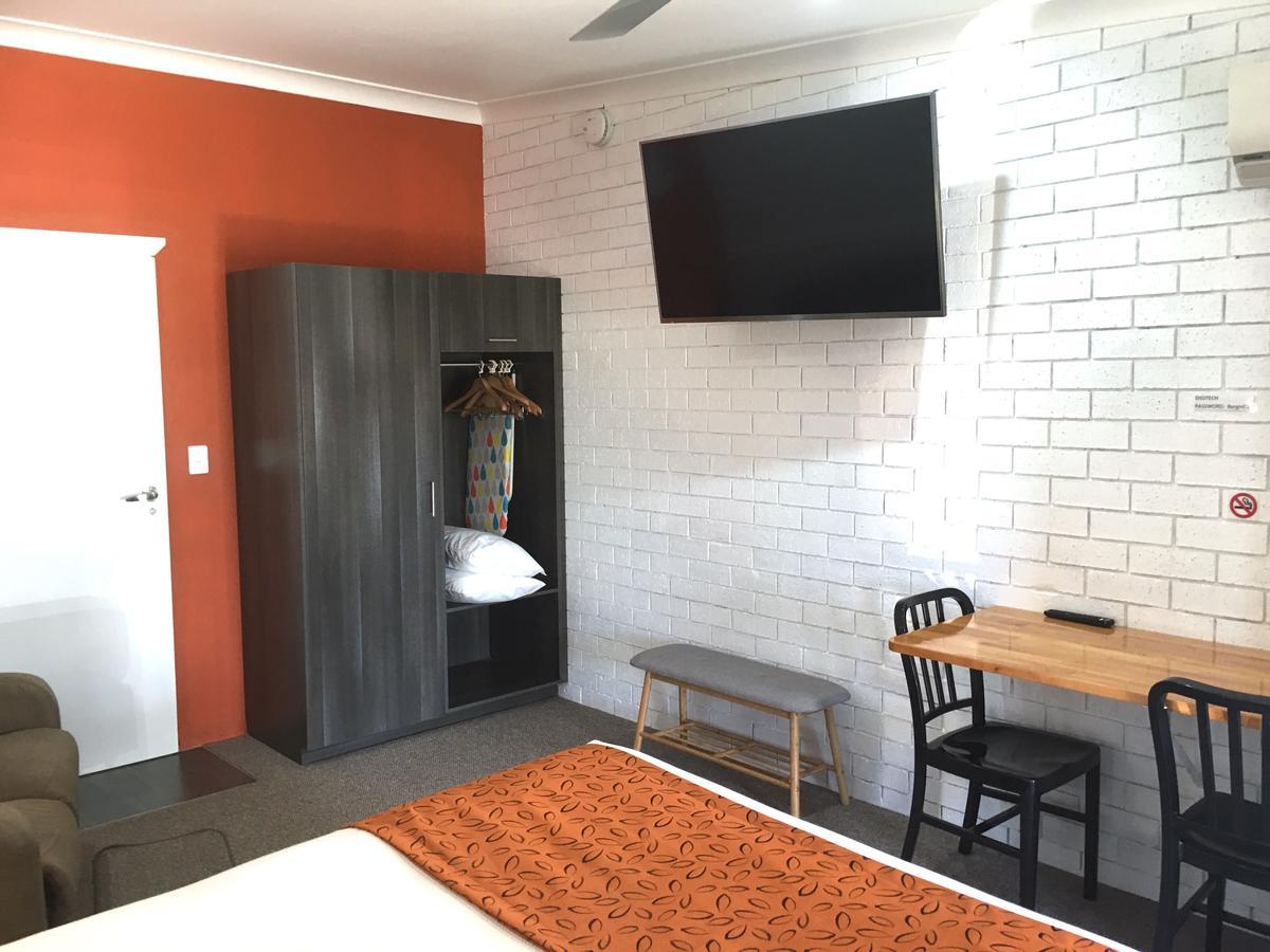 Gin Gin Village Motor Inn Motel Qld Eksteriør billede